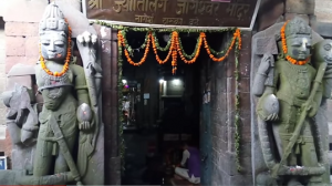 Jageshwar Dham door 