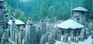 जागेश्वर मंदिर गाँव 